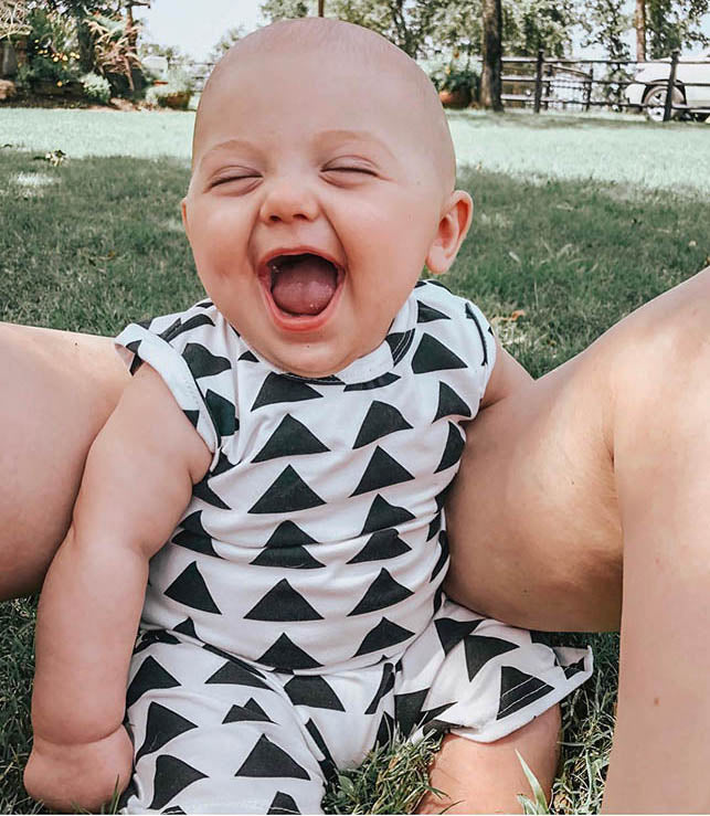 baby bodysuits