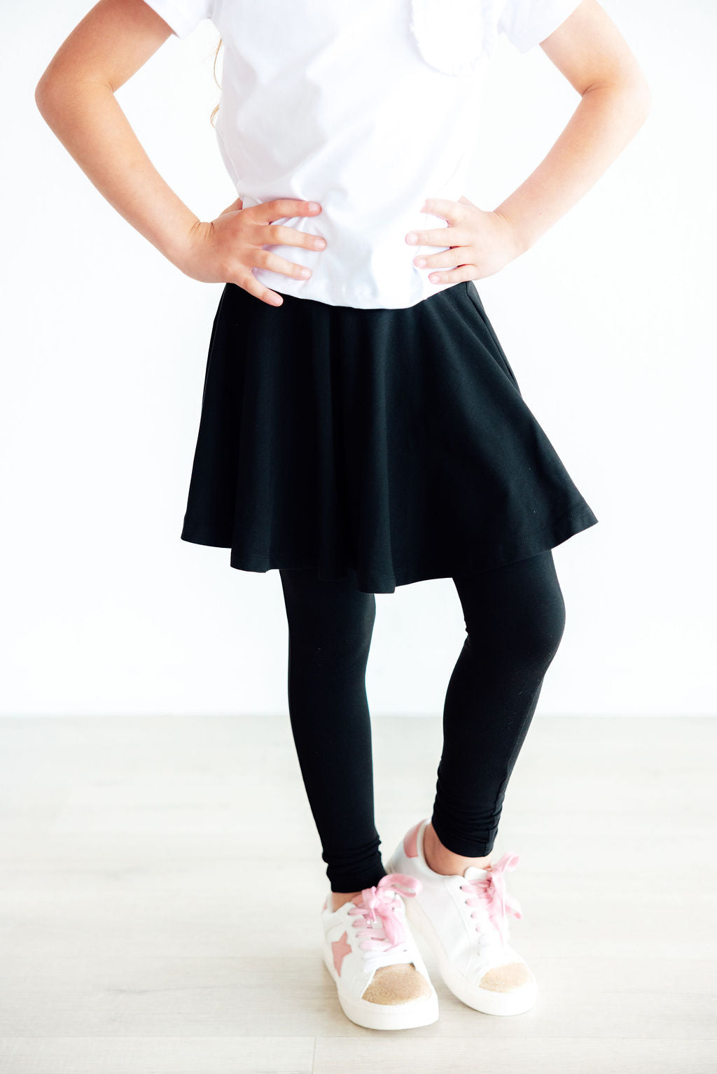 Black Twirl Skegging-Mila & Rose ®