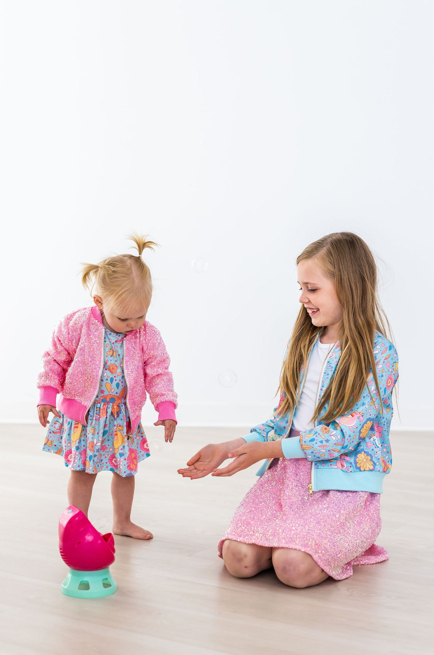 Blue Retro Unicorns S/S Twirl Bodysuit-Mila & Rose ®