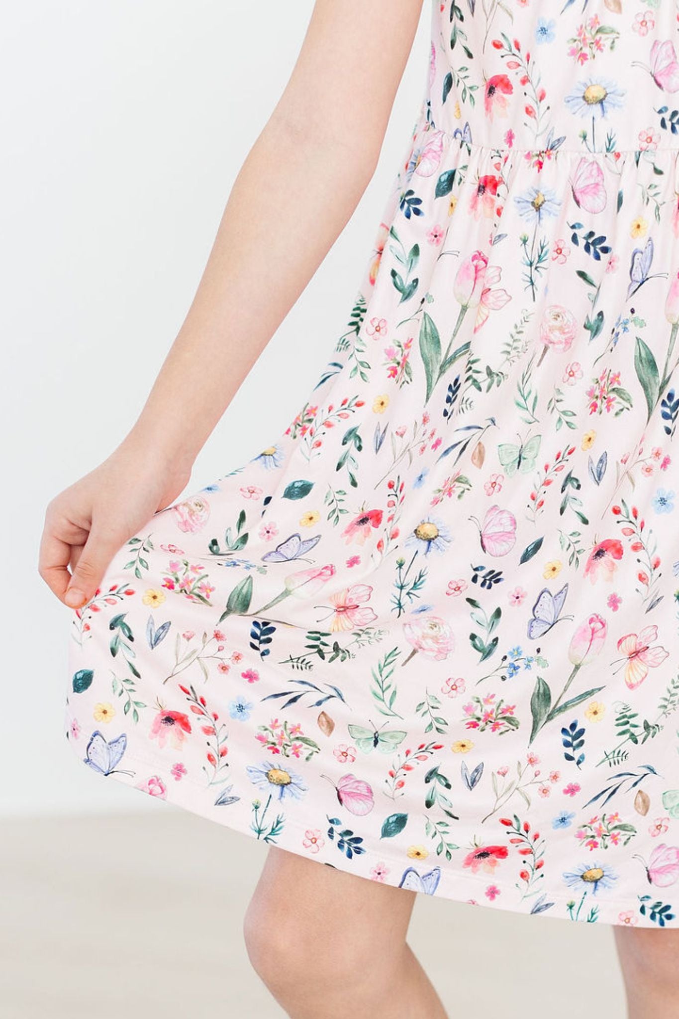 butterfly meadow bodice cami maxi dress N&T Needle & Thread Butterfly Meadow Maxi Dress, Women's Fashion, Dresses & Sets, Evening dresses & gowns on Carousell