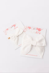 Classic Hair Bow - White-Mila & Rose ®