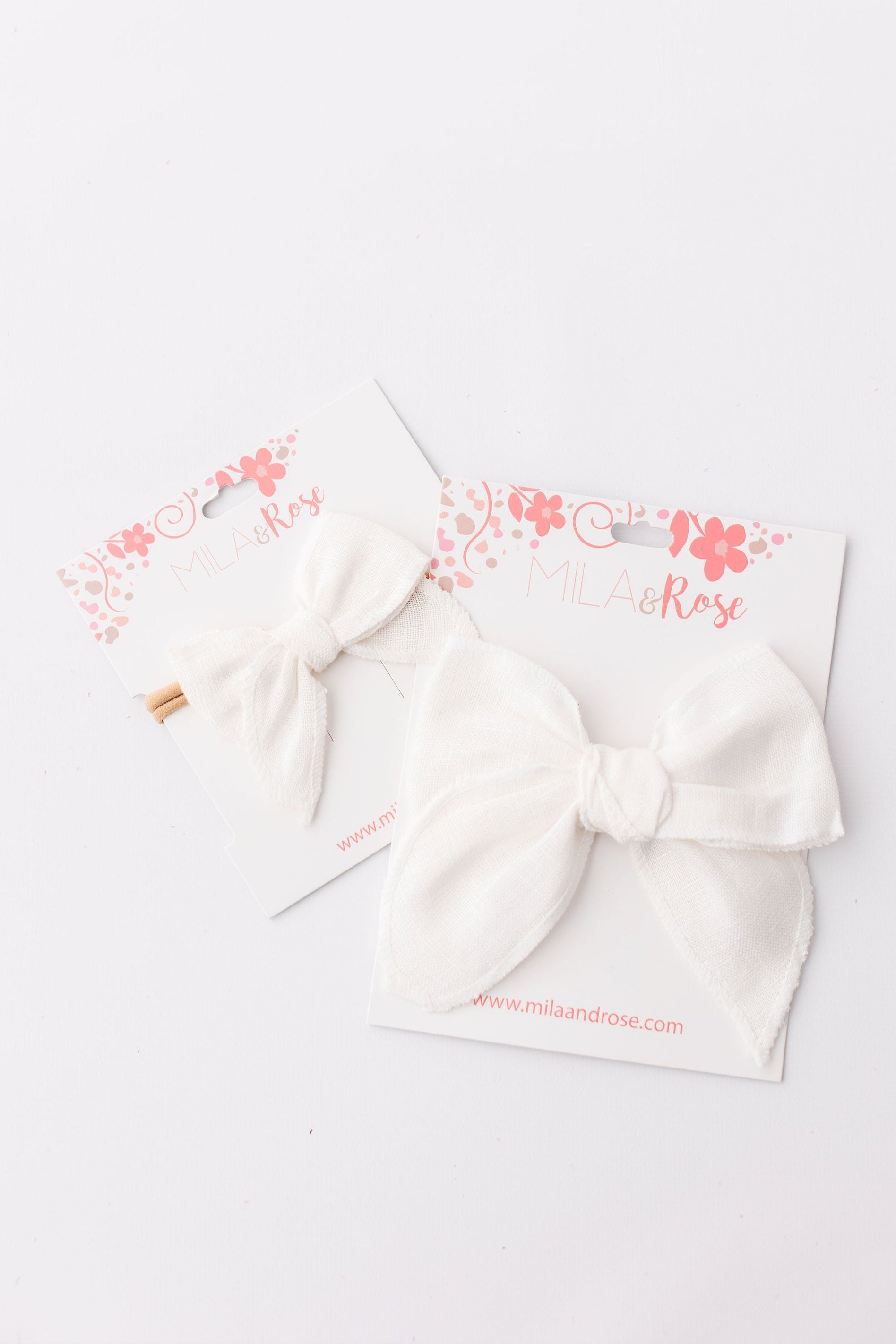 Classic Hair Bow - White-Mila & Rose ®