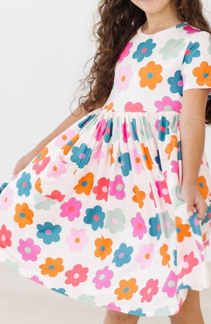 (V) Retro Floral S/S Pocket Twirl Dress-Mila & Rose ®