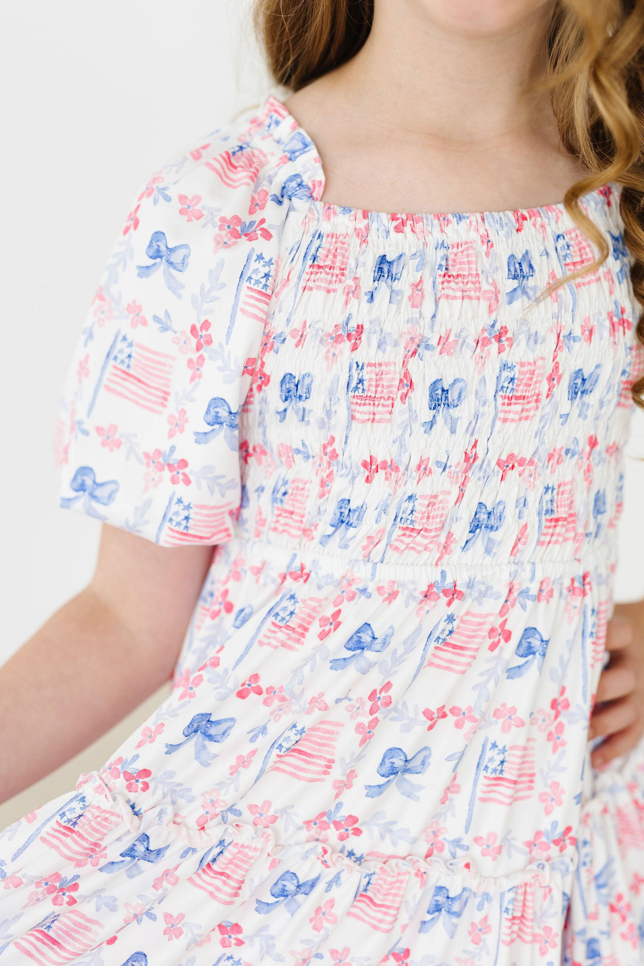 Girls' Vintage Flags Smocked Ruffle Dress Size: 9/10 By Mila & Rose Girls' Vintage Flags Smocked Ruffle Dress Size: 9/10 By Mila & Rose