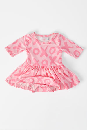 XOXO 3/4 Sleeve Twirl Bodysuit-Mila & Rose ®
