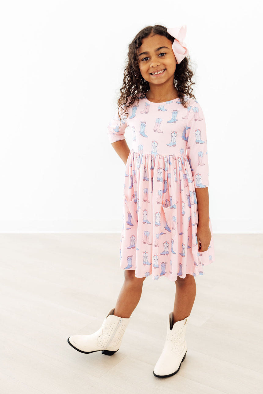 mila and rose dresses Rainbow Daisies S/S Twirl Dress 3T This 3/4 Sleeve Pocket Twirl Dress features a scoop back and ballet neckline for easy dressing Petal and Pup Women's Mila